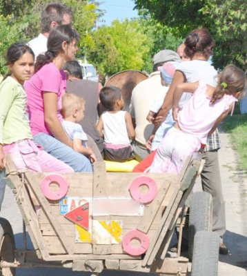 Accident rutier în Băneasa: o căruţă a intrat în coliziune cu un autoturism
